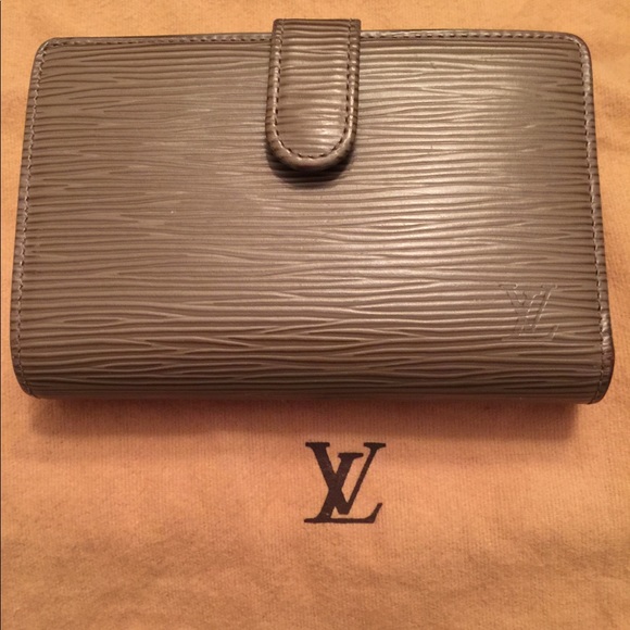 Louis Vuitton Handbags - Authentic Louis Vuitton Epi French purse wallet